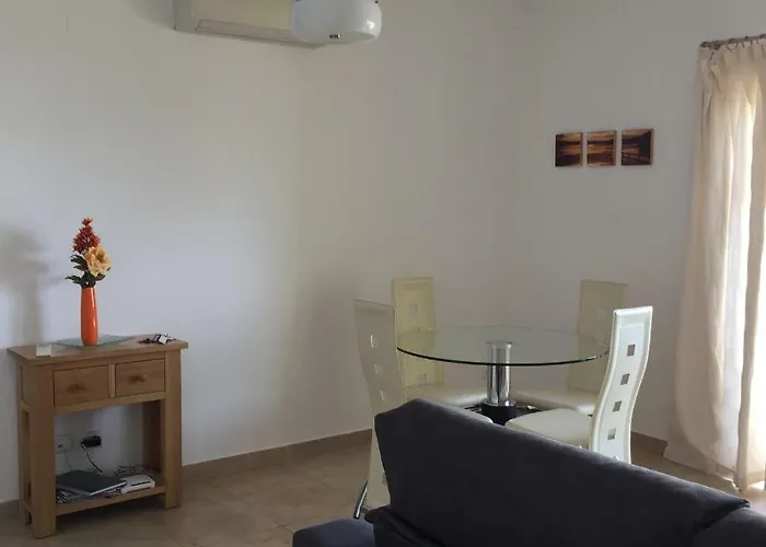 Quinta Palmeiras לאגוּ‏ש